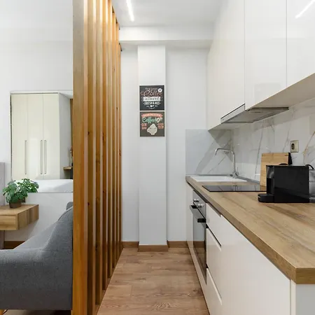 Apartment Mango & By Halu!